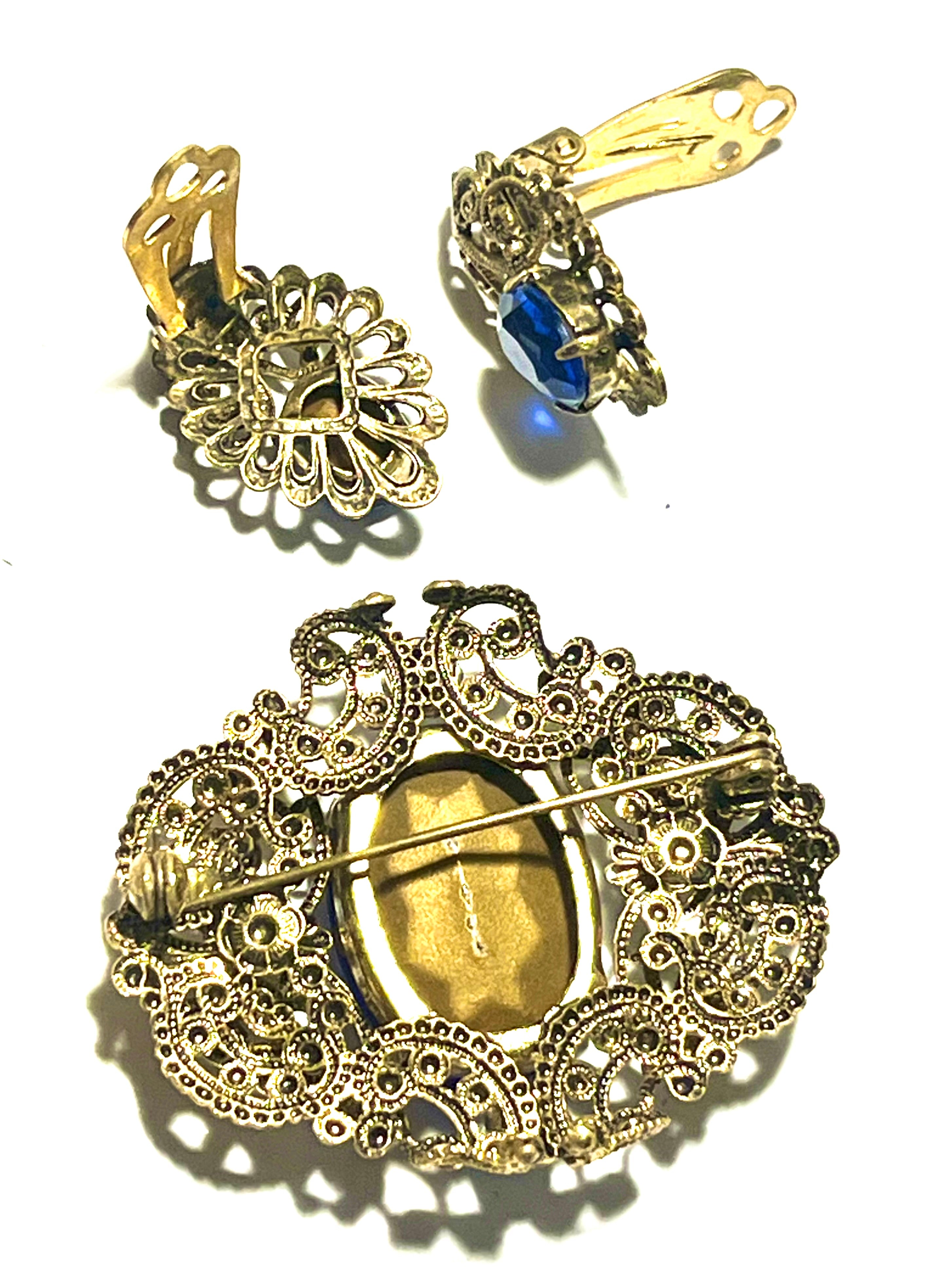 Vintage Blue Rhinestone Brooch & Clip-On Earrings Set – Gold Tone Filigree – Victorian Revival Style