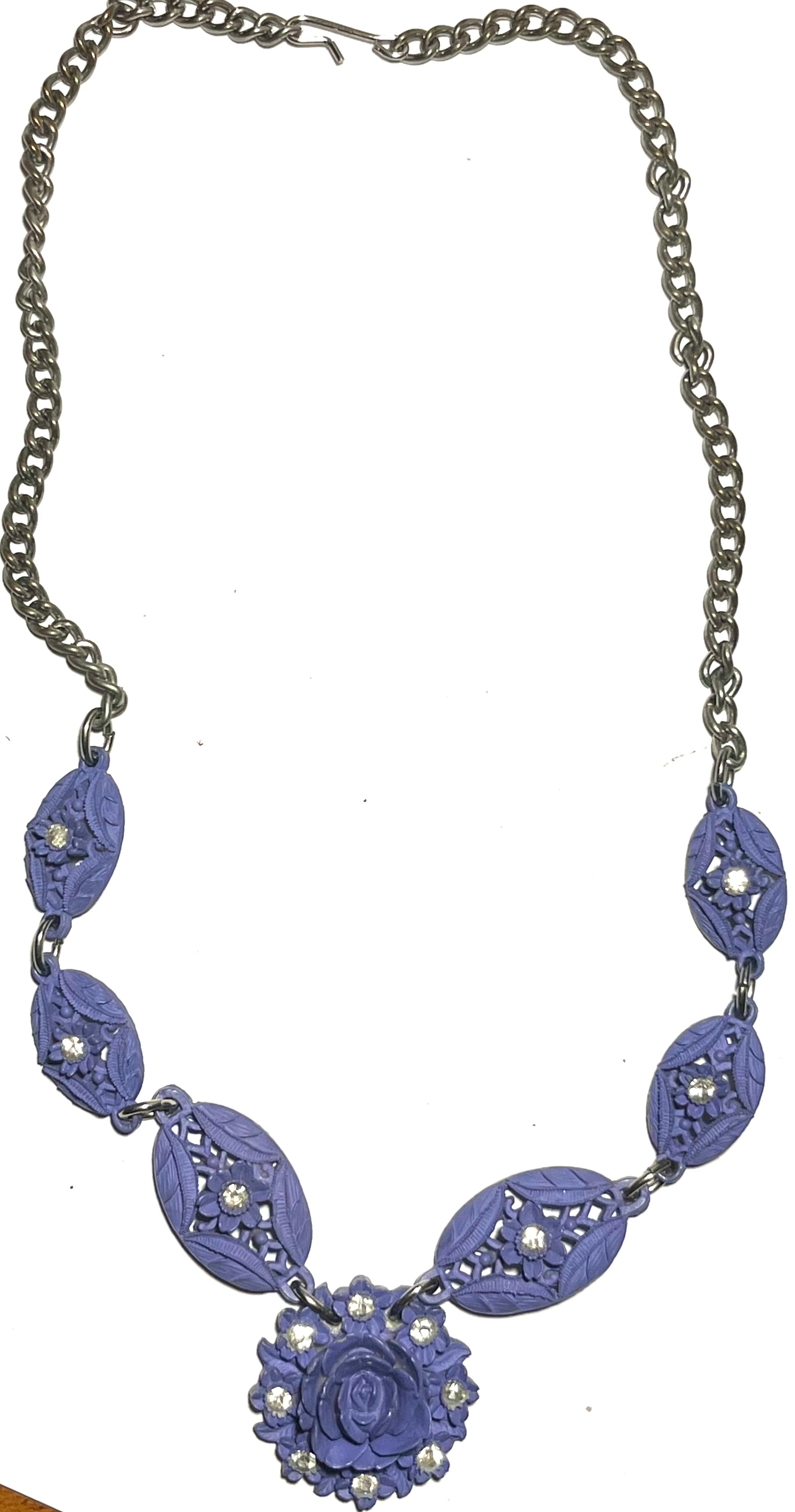 Vintage Purple Floral Statement Necklace – Carved Lucite Style w/ Rhinestones