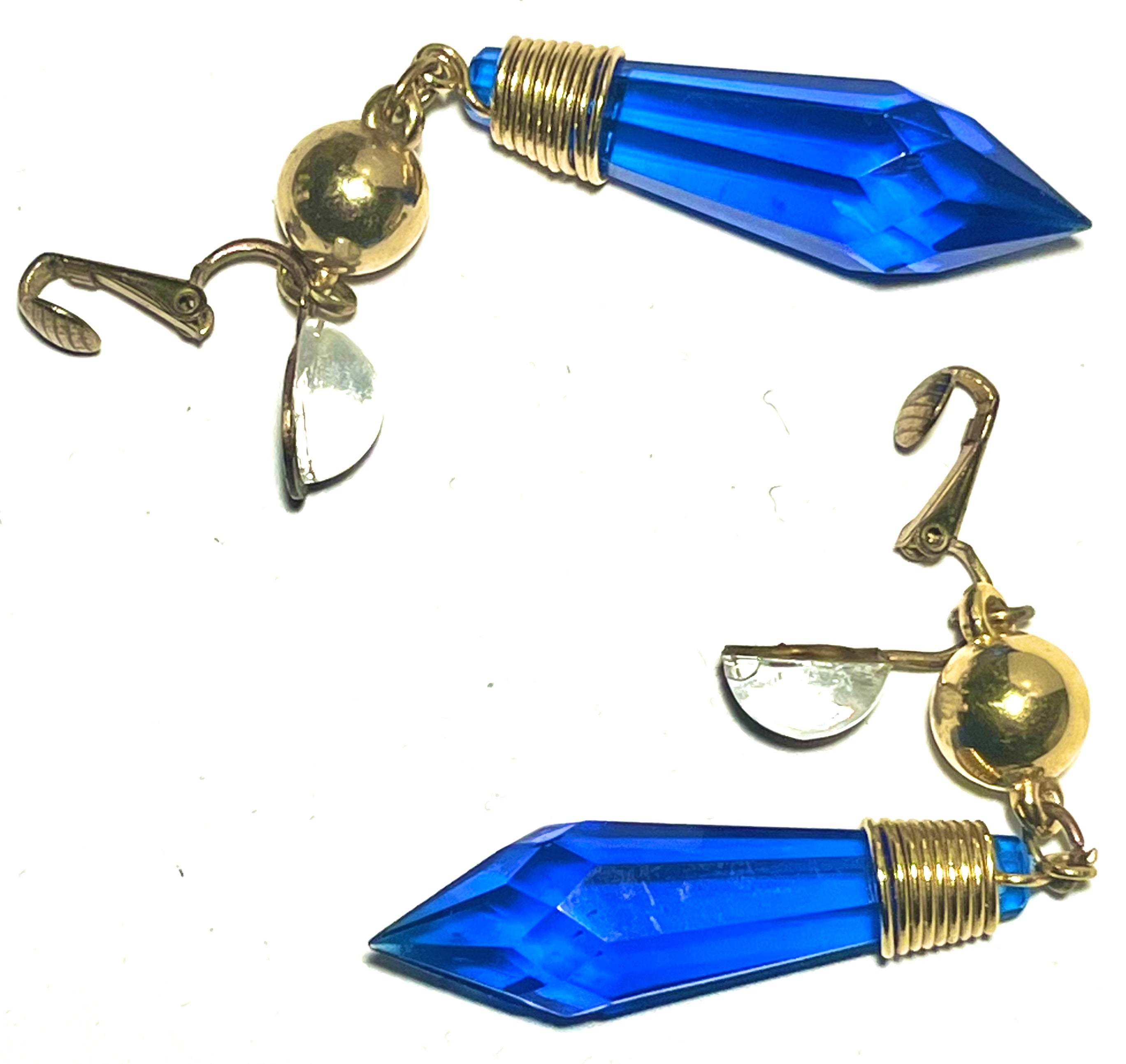 Vintage Blue Faceted Drop Earrings Gold Tone Dangle Clip On Statement Jewelry