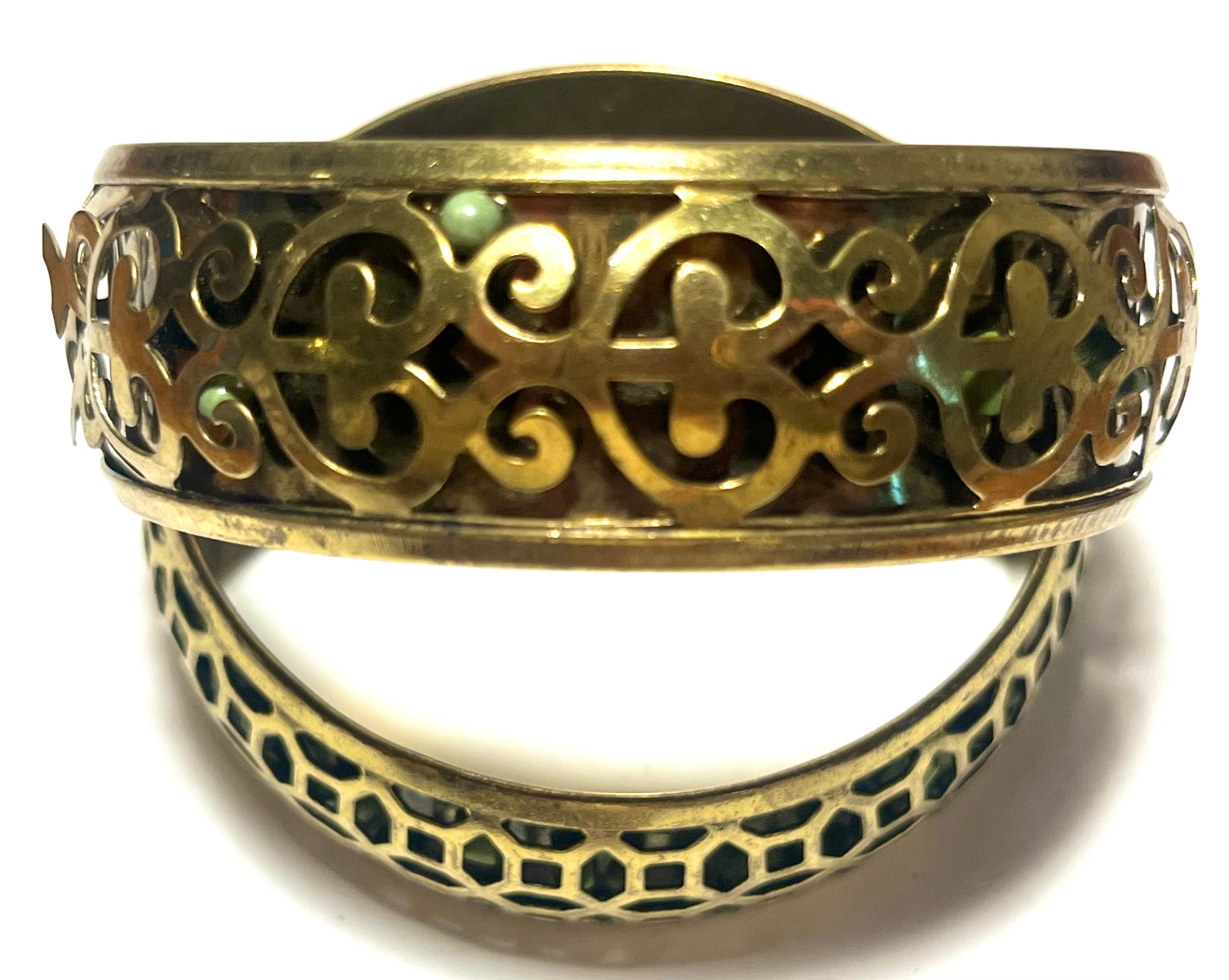Vintage Brass Tone Openwork Bangle Bracelet Set – Black Enamel Filigree Cutout Wide Bangles (Pair)
