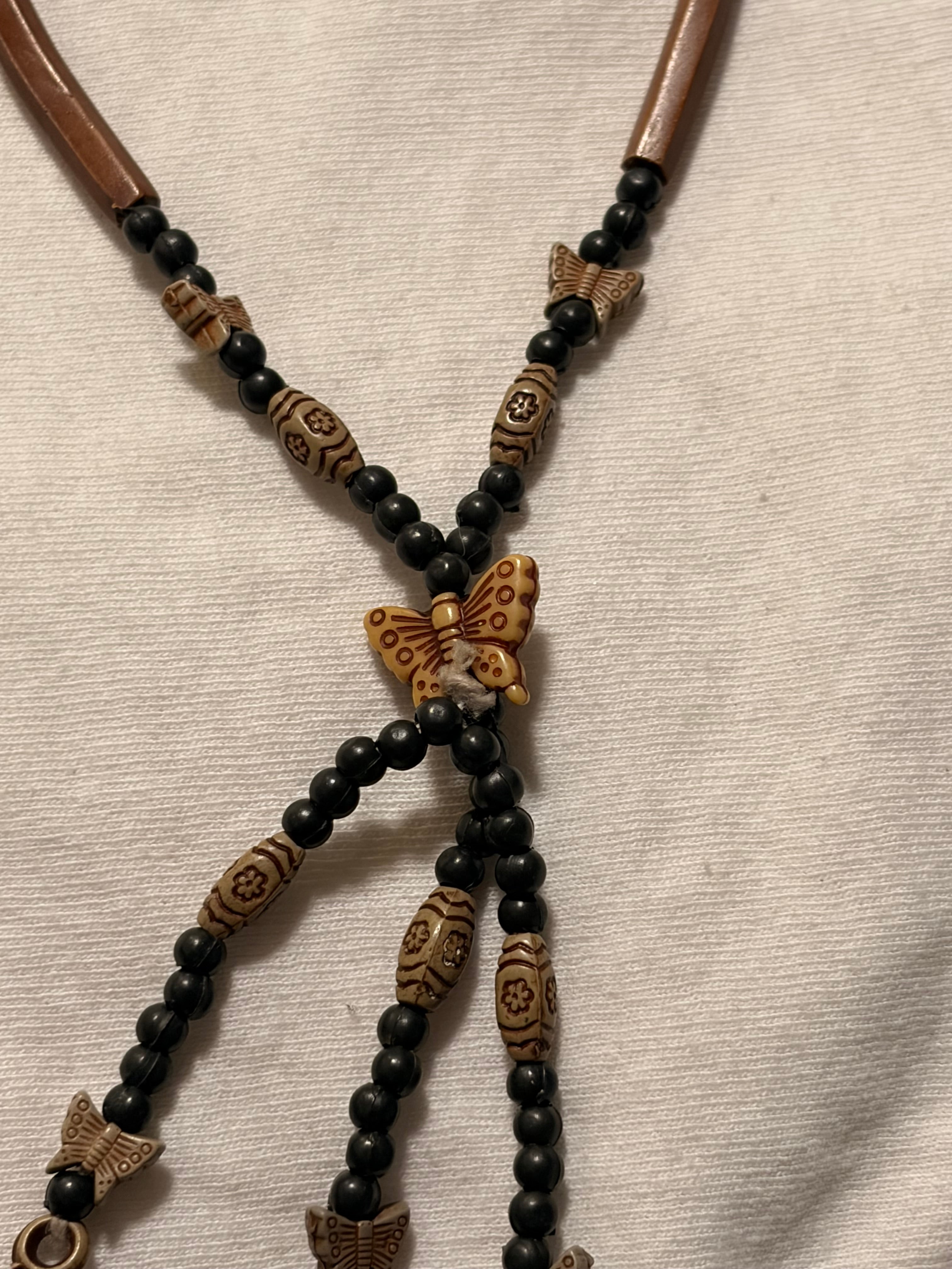 Vintage Style Beaded Lariat Necklace Butterfly Leaf Pinecone Charms Boho Woodland