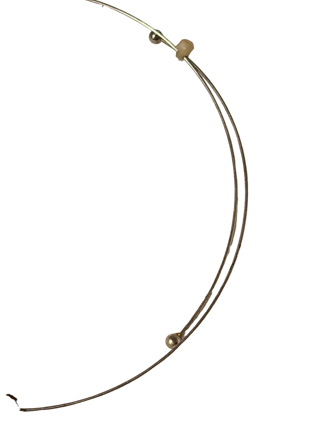 Minimalist Crystal Open Heart Pendant Necklace on Wire Collar Choker – Gold Tone Rhinestone Heart Statement Necklace